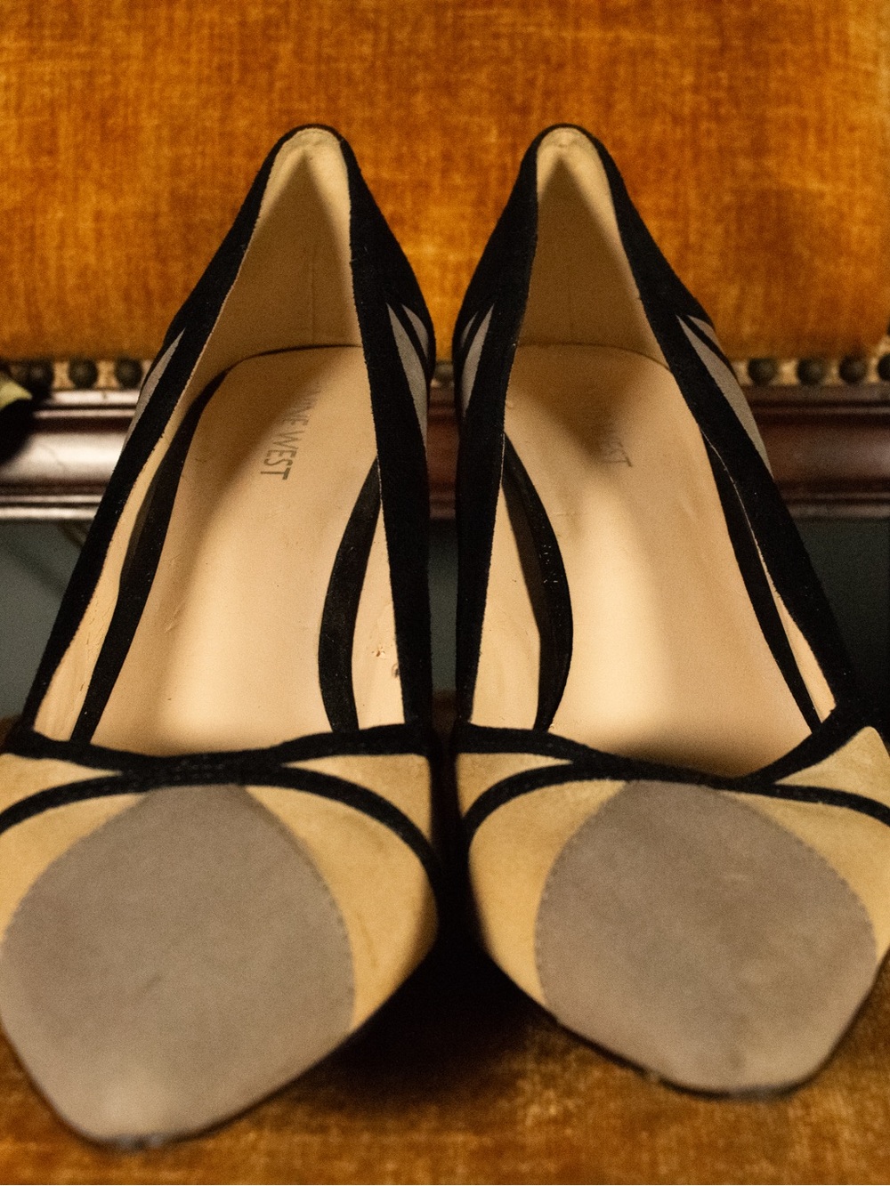 SIZE 11 Nine West "The Rock" Colorblock Suede Pumps